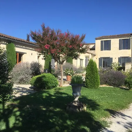 Hotel 5 Lasserre Moulon-sur-Dordogne