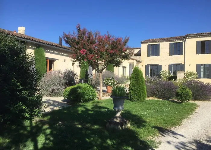 ホテル 5 Lasserre ムロン・シュル・ドルドーニュ